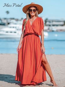 Robes décontractées de base Surplis orange robe maxi froncée pour femmes sexy taille élastique à manches courtes longue aline plage 2023 robe d'été 230823