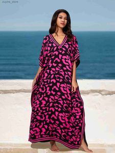 Robes décontractées de base rayures imprimées rouges en rose sexy v couche côté coude de plage de plage robe kaftan 2024 femmes d'été Batwing manches maxi robes Q1609 L49
