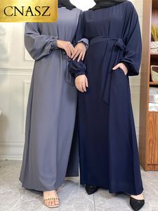 Basis Casual Jurken Selle Eenvoudige Stijl Marokkaanse Jurken Kaftan Turkije Effen Kleur Golf Abaya Islamitische Vrouwen Lange Jurk Moslim Saudi Gewaad Ramadan 230720