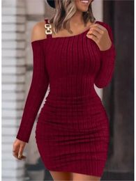 Grundlegende Casual Kleider Sexy Kette Off Schulter Mini Kleid Frauen Herbst Mode Bodycon Langarm Für Winter Dünne Gestrickte Vestidaos 231109