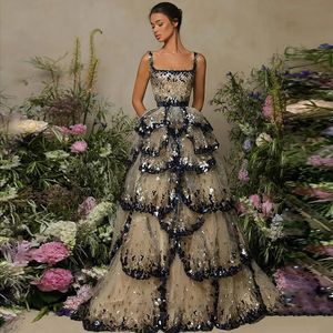 Basic casual jurken Sharon zei Dubai Avond 2023 Sparkly Parnin gelaagde ruches Elegante vrouwen Wedding Party Formele jurken SS243 231009