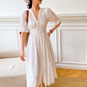 Basic casual jurken slanke fit geborduurde witte rok v-neck middelste lengte