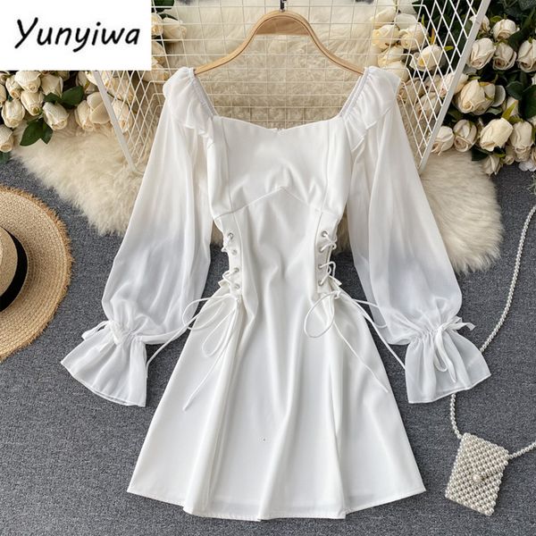 Vestidos casuales básicos primavera otoño vestido retro gótico mujeres negro blanco cintura delgada vendaje vestido con volantes Puff manga coreana Vestidos 230519