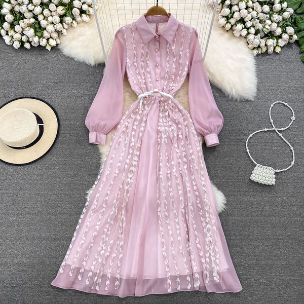 Basique Casual Robes Printemps Été Élégant Fleur Broderie Robe Femmes Revers Longue Lanterne Manches Dentelle Patchwork Soie Georgette Ceinture Maxi Vestidos 2023