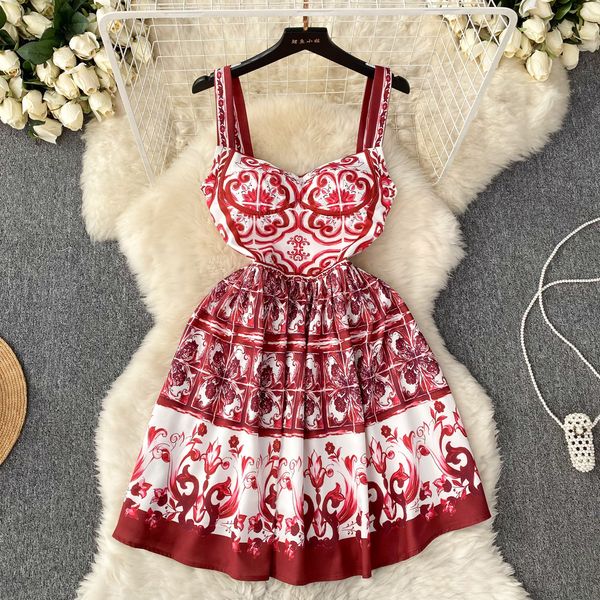 Vestidos casuales básicos Vacaciones de verano Rojo Azul y blanco Porcelana Imprimir Vestido corto Mujeres con cuello en V Correa de espagueti Taza Acolchada Cremallera Volver Mini Vestidos 2024