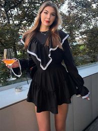 Basic Casual Jurken Taruxy Lace Splice Folds Mini -jurk voor vrouwen 2023 Autumn Slim Black Damesjurken Strtwear Temperament Vestido de Mujer NIEUW T240412