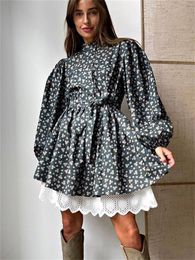 Robes décontractées de base Tossy Patchwork imprimé lacets Mini Dres mode élégante robe de soirée mince robe col en v taille haute pansement femme 230825