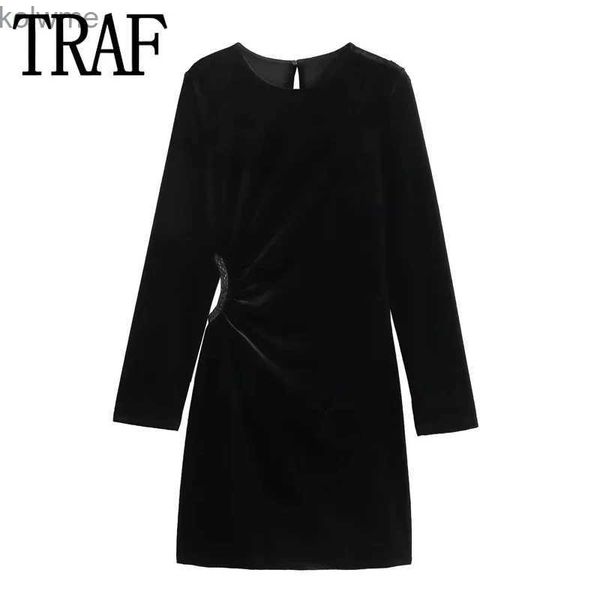 TRAF 2023 robe en velours noir femme découpé Vintage Mini robe femmes automne Chic et élégante robe de soirée robes de soirée courtes YQ240201