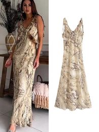 Basic Casual Jurken TRAF Zomer Vrouwen Dierenprint Jurk V-hals Spaghetti Band Eetbare Boom Schimmel Decoratie Enkellange Hemdje Lange 230705