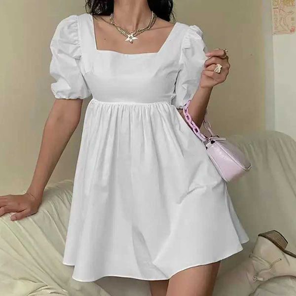 Robes décontractées de base blanc robe de pansement ample été nouveau mignon bouffée Sle Mini tenue décontractée ss Sles un-cou Sexy dos ouvertC24315