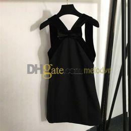 Vestidos casuales básicos vestidos de fiesta para mujeres diseñador de halter negro terciopelo