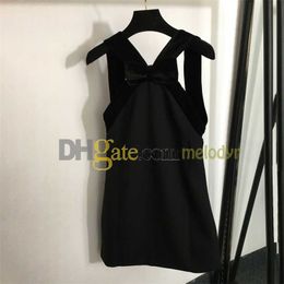 Vestidos casuales básicos vestidos de fiesta para mujeres diseñador de cabestro negro tercio