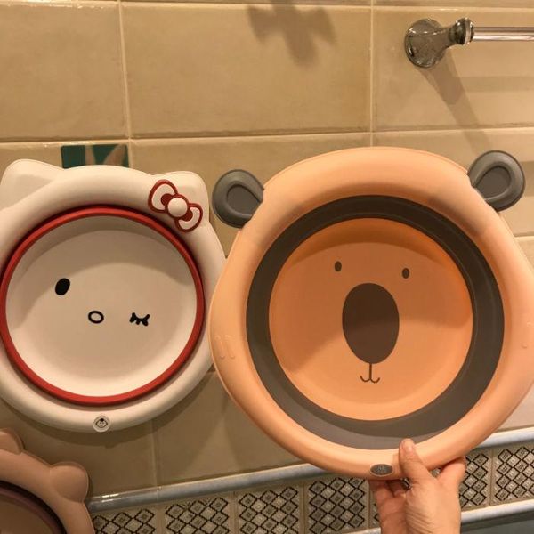 Basins Darling Family Cartoon Cat Cat portable Plastic Washbasin nouveau-né lavage du pied Lavage Butt Butt Basin enfant Mini Basin pliant