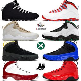 Top Basketball Chaussures décontractées pour hommes Chili Red Changement The World University Blue Gold Space Jam 10e anniversaire Chicago Flag Trainers