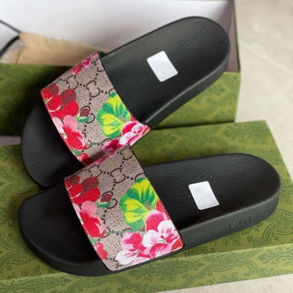 Designer Hommes Femmes Sandales Pantoufles GG Blooms Supreme Floral Gicci Slide Sandal Enfants Diapositives en caoutchouc avec Web Summer Sandal Beach Slide Rayé Tiger Bee Slipper