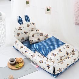 Bassinets Cradles Born Sleeper Nest Bed Lounger Bedding Hek draagbare wieg babymatras met deken quilt 0-12 maand peuter 230510