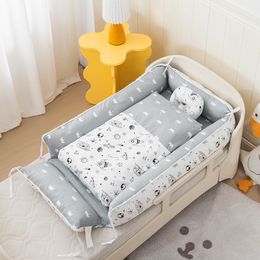 Bassinets wiegjes nieuwste slapende nestbed voor baby baby slapende wieg met deken quilt geboren kinderdagverblijf Crib 230510