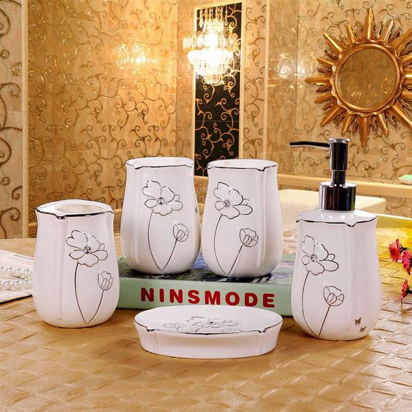 Ensemble d'accessoires de bain ensemble de toilettes cr￩atives 5 pcs accessoires de c￩ramique ronds Round et blanc peint de dents de dents porte-brosse lavage