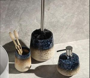 Badaccessoireset Gradiënt Badkamerset El Foam Zeepdispenser Mondwaterbeker Toiletborstelcombinatie Creatieve keramische accessoires