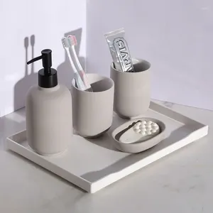 Juego de accesorios de baño Conjuntos de accesorios de baño de cerámica nórdica Decoración Botella de loción de lujo Taza para la boca Soporte para cepillo de dientes Almacenamiento de jabonera