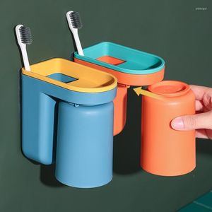 Ensemble d'accessoires de bain porte-brosse à dents pas de poinçonnage tasse de gargarisme boîte de rangement de toilette murale matériaux respectueux de l'environnement salle de bain
