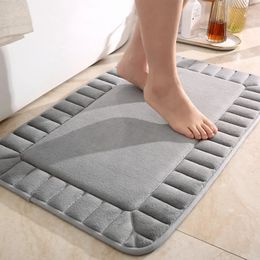 Tapis de bain Inyahome tapis de salle de bain en mousse à mémoire de forme tapis doux absorbant antidérapant lavable en Machine pour 231019