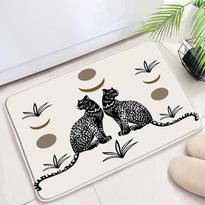 Badmatten Simple Black Leopard Mat Creatieve geometrische Cartoon Home Decor Loopmoer Badkamer Absorberende antislip Bathtub Tapijten Tapijt