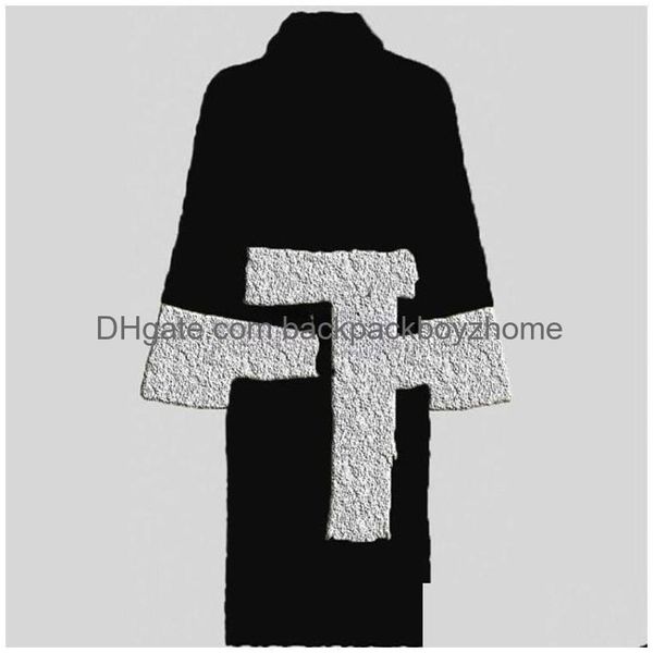 Bath Robe Men Femmes Bath Bath Robes Ins Fashion Portrait Uni Paintes de peignoir intérieur