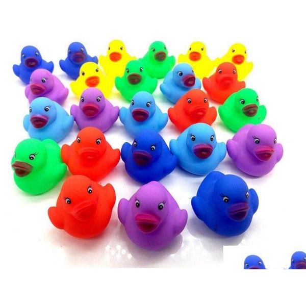 Juguetes de baño 12 piezas pato de goma animales mixtos nadando agua colorf flotador sonido al apretar juguete de baño chirriante para juguetes para bebés 4120976 Drop Deli Dhoip