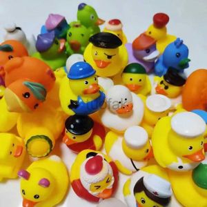 Badspeelgoed 5-20 stks Rubberen Duck Bulk Assorted Duck Bath Toys Kids Birthday Gifts Baby Shower Party Gifts Cake Decorations D240507