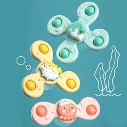 Jouets de bain 5 pièces de ventouse pour bébé jouets à ventouse rotative Montessori jouets pour le bain pour bébé enfants jouets pour le bain enfants drôles Dents de serpent à sonnette 230615