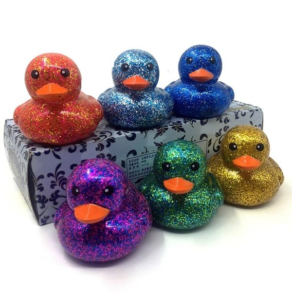 Jouets pour le bain 6PCS SET Squeeze sonnant barbotant 80MM canards en caoutchouc bébé douche bain d'eau flottant vinyle paillettes canard avec BB sons 221118