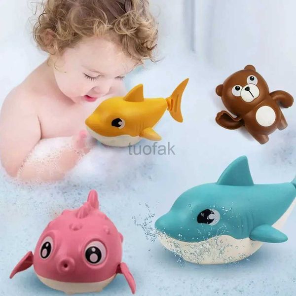 Toys de bain Baby Bath Toy Animal Mignon Cartoon Shark Crocodile Classic Baby Water Toy Infant Nimage Chaîne de baignade Corloger Kids Beach Bath Toys Single D240507