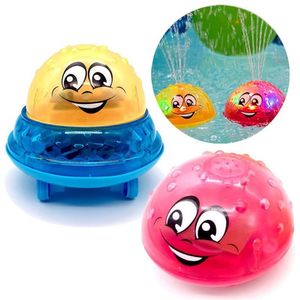 Jouets de bain Spray Eau Lumière Musique Rotation Ball Kid pour bébé Toddler Salle de bain Summer Play 230705