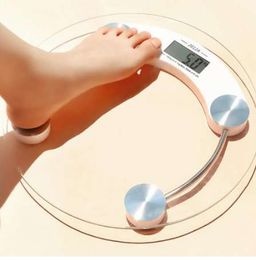 Badkamerweegschaal Body Smart Electric Digital Health Balance Body Gewichtsschaal Gemapte Glas LCD-scherm 5-150kg