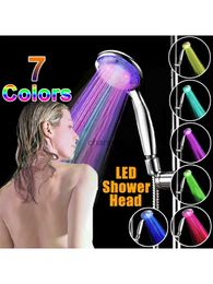 Pommeaux de douche pour salle de bain, lumière LED 7 couleurs, sans batterie, pommeau à changement automatique pour décoration romantique, YQ240228