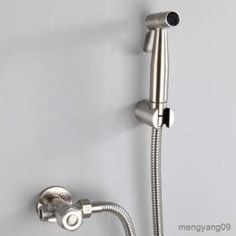 Cabezales de ducha de baño Grifo de bidé de mano Pulverizador de baño de acero inoxidable Bidet Spraye Set Cabezal de ducha de autolimpieza portátil R230804