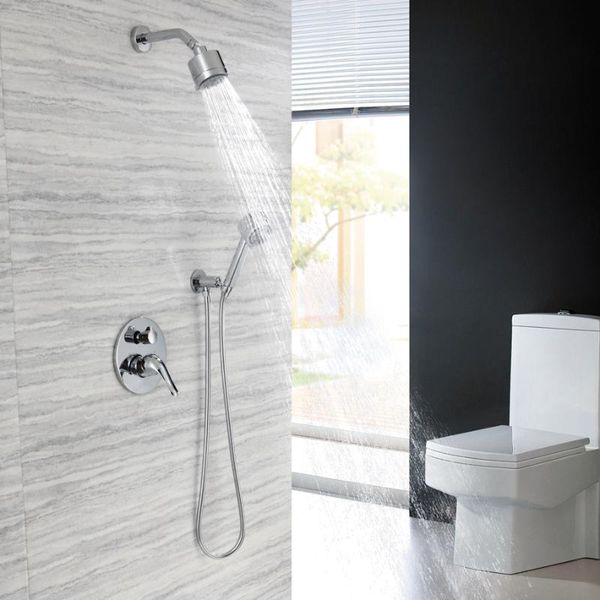 Ensembles de douche de salle de bain Robinet de pluie chromé Robinets de conception simple fixés au mur et mitigeur d'eau froide