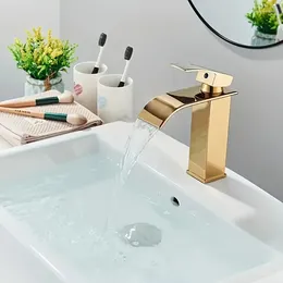 Robinets d'évier de salle de bain 1pc Fauce de cascade dorée 304 Accessoires en acier inoxydable et à l'eau froide cuisine