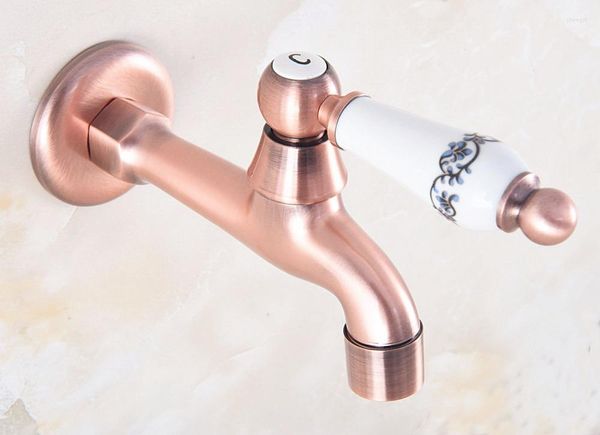 Grifos de lavabo de baño Cobre antiguo Montaje en pared de un solo orificio Lavabo Grifo de cocina Frío Outrood Garden Bibcock Fregona Grifos de piscina 2av328