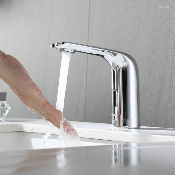 Grifos de lavabo de baño Grifo de sensor automático Grifo sin contacto Material del cuerpo de latón Enchufe de CA y alimentación de batería de CC 6 voltaje Solo agua fría