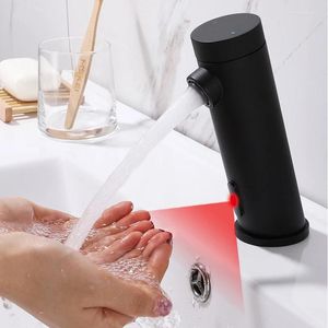 Wastafelkranen Automatische Smart Sensor Tap Zwarte wastafelkraan Luxe toilet Messing Cold Sense Mixer Waterkranen