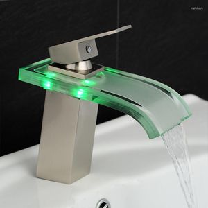 Badkamer wastafel kranen bassin kraan waterval LED-glas messing mixer tap dek gemonteerd LH-16802