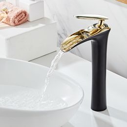 Badkamer wastafel kranen bekken kranen waterval badkamer kraan kraan