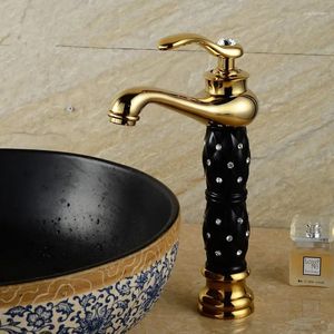 Robinets de lavabo de salle de bain Basin Bélangeur de luxe Gold Tap Dertre monté à poitrine de vanité à poignée unique Taps d'eau Taps