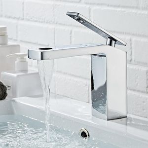 Robinets d'évier de salle de bains BECOLA bassin et mélangeur de cascade froide, robinet créatif à trou unique, vanité en laiton chromé rapport