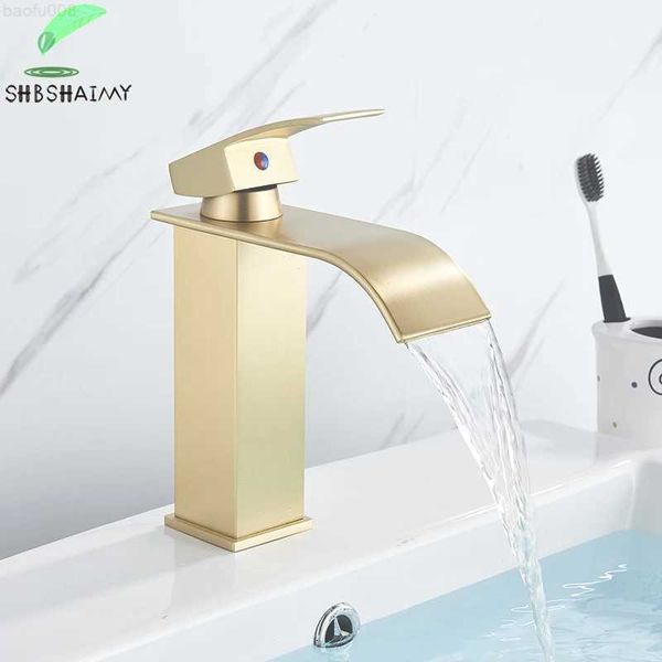 Grifos para lavabo de baño, grifo para lavabo de baño de oro cepillado, grifo para fregadero en cascada montado en cubierta, mezclador de agua fría y caliente, grifos de agua de un solo orificio