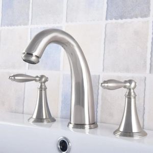 Robinets de lavabo de salle de bain Nickel Brass Brass Doud Doud Dual Patrières répandues 3 trous Basin Robinet Bélangeur d'eau MNF683