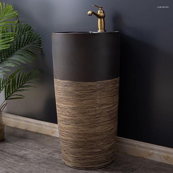 Robinets de lavabo de salle de bain Type de colonne en céramique Lavabo Balcon Bassin sur pied Piscine intégrée Piscine verticale Inter-plateforme Ménage