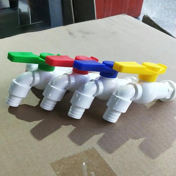 Robinets d'évier de salle de bains Chine Fournisseur Distributeur d'eau en plastique Robinet pour le marché européen et américain 1/2 1/4pp PVC Spigot